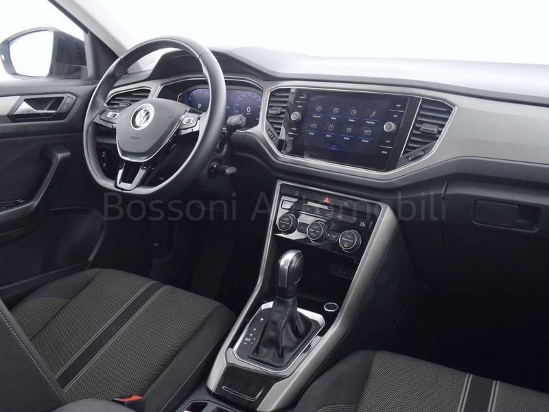 7 - Volkswagen T-Roc 1.5 tsi act style dsg