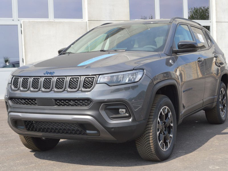 1 - Jeep Compass 1.3 turbo t4 phev trailhawk 4xe at6