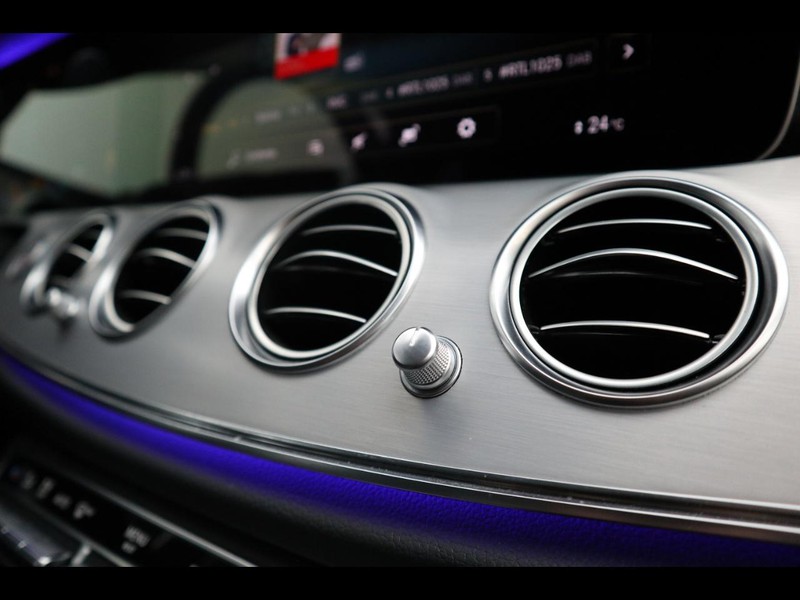 13 - Mercedes Classe E station wagon 300 de plug in hybrid (de eq-power) premium 9g-tronic plus