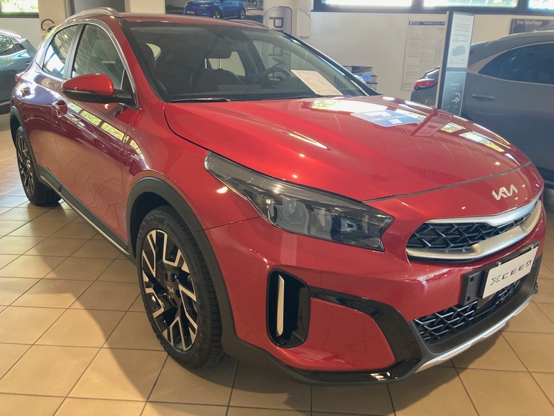 1 - Kia Xceed 1.5 t-gdi mhev 160cv business mt