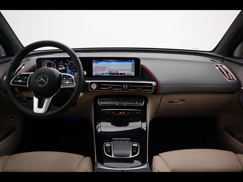 7 - Mercedes EQC 400 premium 4matic