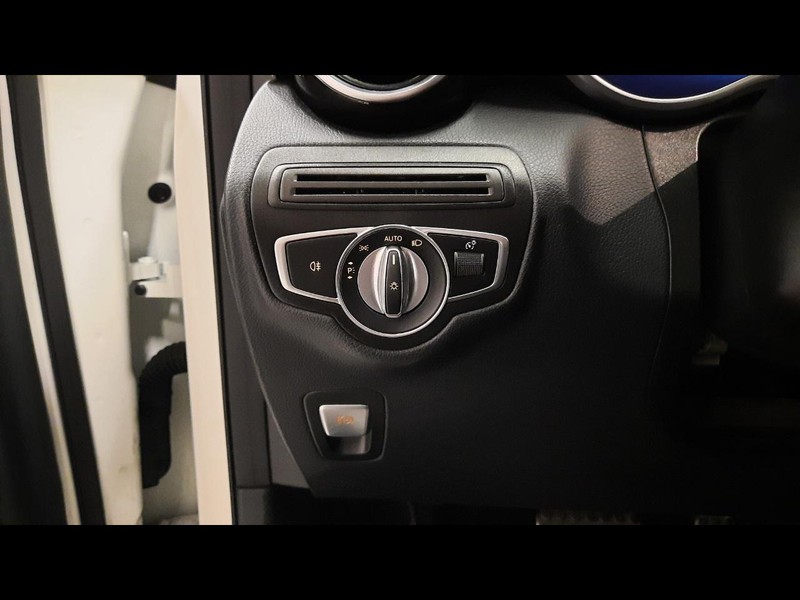13 - Mercedes GLC suv 300 de plug in hybrid (de eq-power) premium plus 4matic 9g-tronic plus