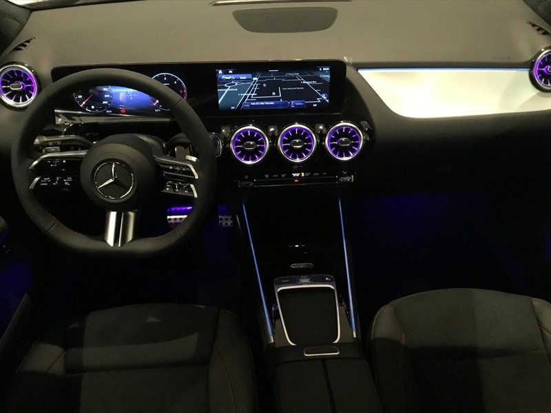 7 - Mercedes GLA 180 d amg line advanced plus 8g-dct