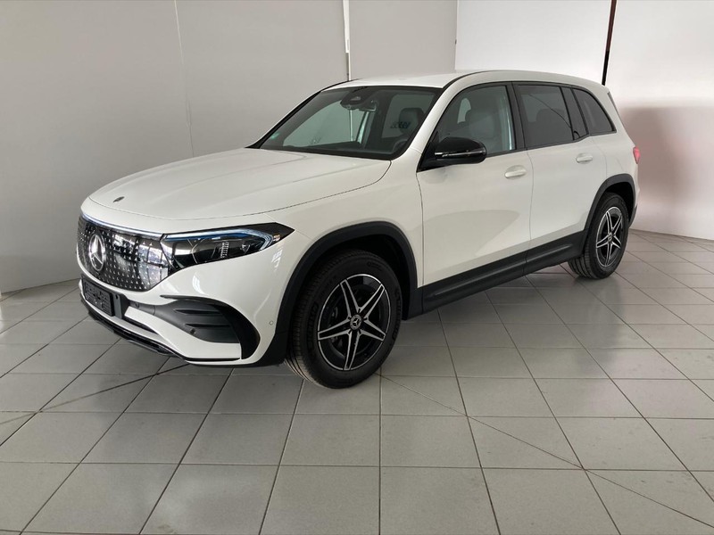 1 - Mercedes EQB 250+ amg line advanced