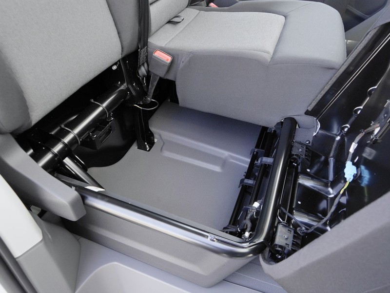 19 - Volkswagen VIC Crafter 30 2.0 tdi 140cv l3h3 business