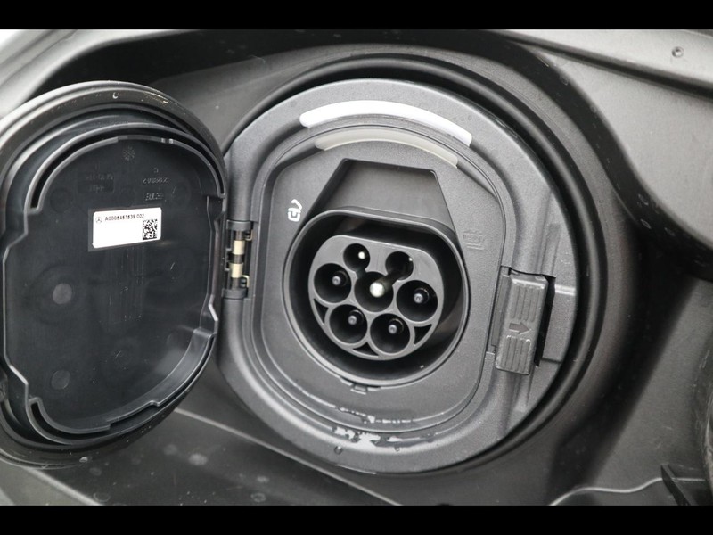 19 - Mercedes Classe E station wagon 300 de plug in hybrid amg line premium plus 4matic 9g-tronic