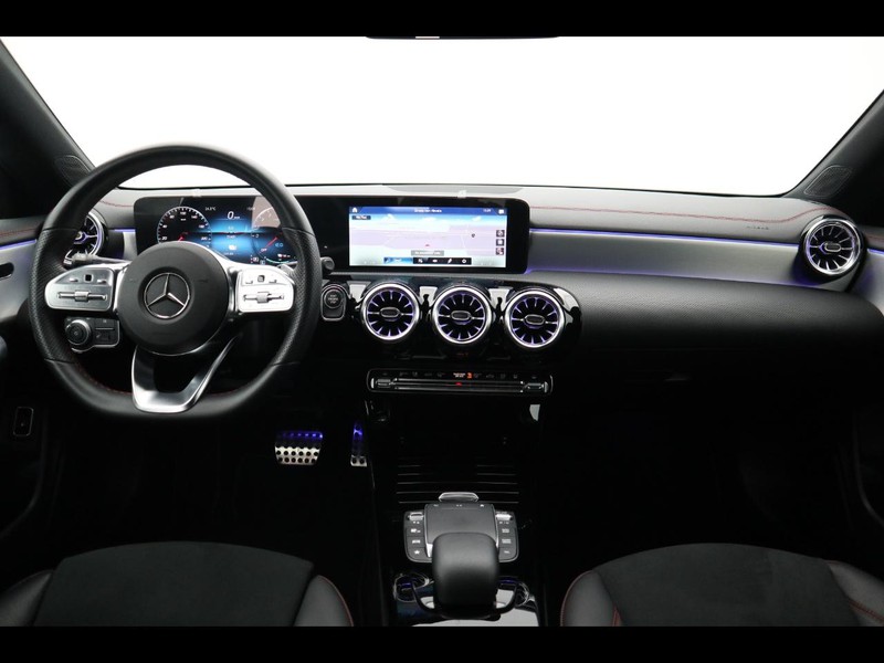 13 - Mercedes CLA coupe 250 e plug in hybrid (e eq-power) premium 8g-dct