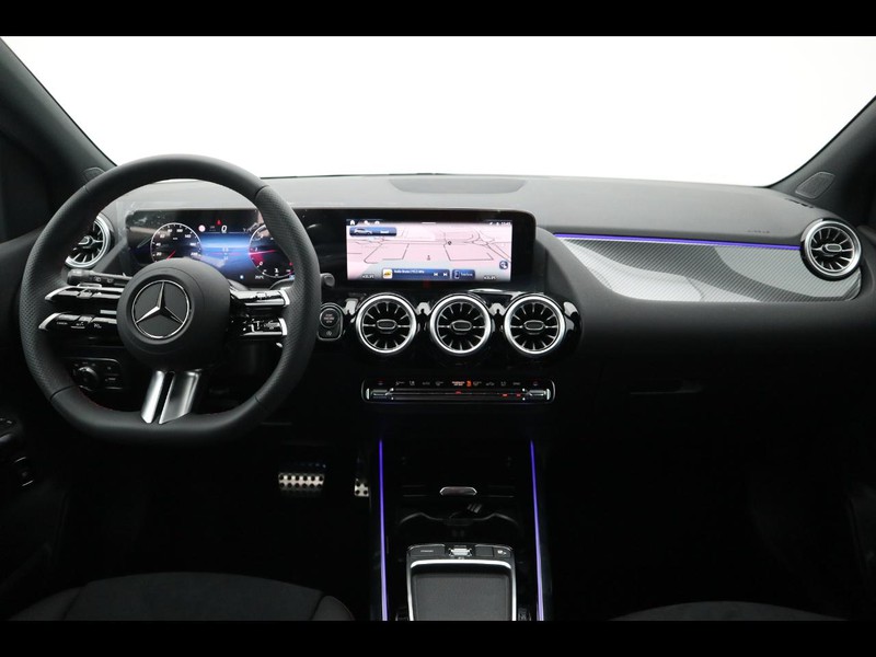 13 - Mercedes Classe B 180 d amg line advanced plus 8g-dct