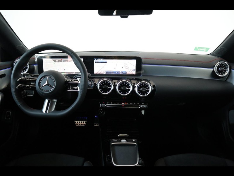 13 - Mercedes CLA shooting brake 250 e plug-in-hybrid amg line advanced plus 8g-dct