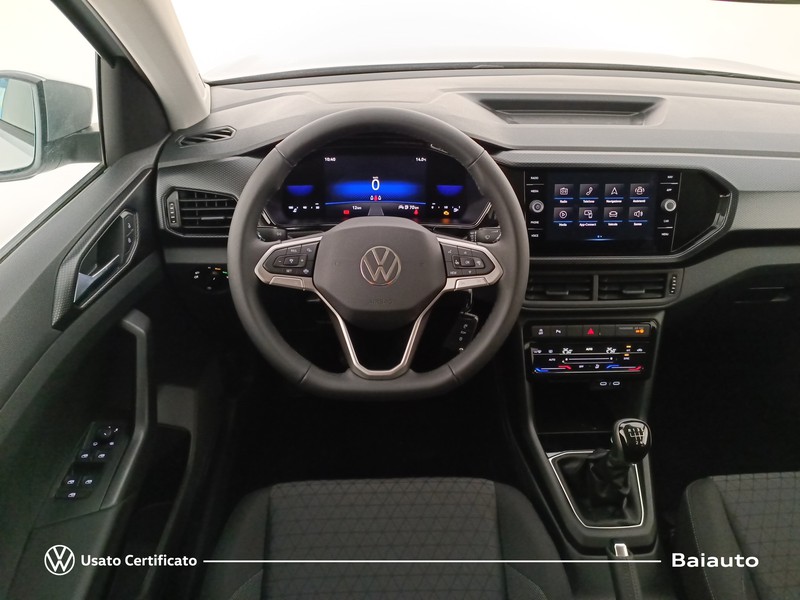 7 - Volkswagen T-Cross 1.0 tsi 110cv sport