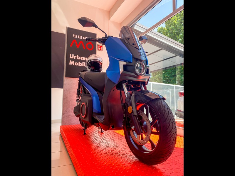 1 - Seat MO eScooter 125 Blu