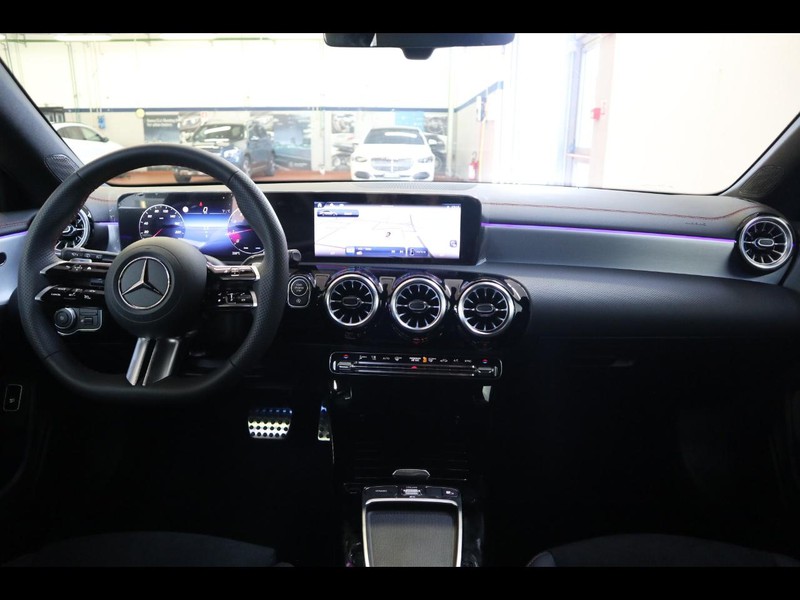 13 - Mercedes CLA shooting brake 180 amg line advanced plus 7g-dct