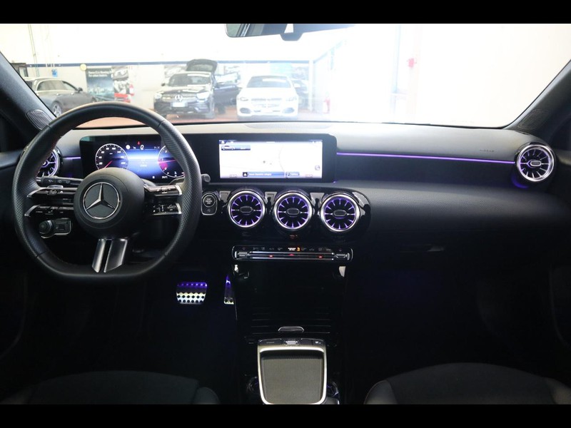 13 - Mercedes Classe A 180 d amg line premium speedshift dct amg 8g