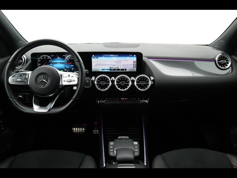 13 - Mercedes GLA 250 e plug in hybrid (e eq-power) premium 8g-dct