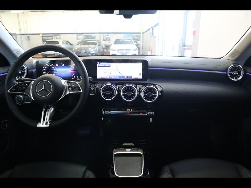 13 - Mercedes CLA coupe 180 d progressive advanced plus 8g-dct