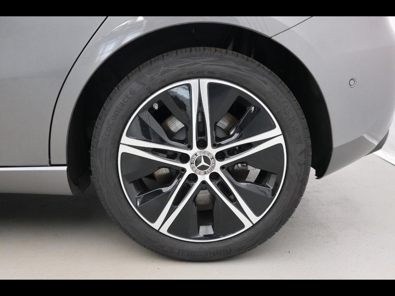 19 - Mercedes Classe A 250 e plug-in-hybrid progressive advanced plus speedshift dct amg 8g