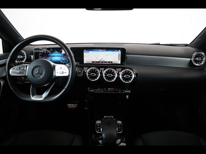 13 - Mercedes Classe A 180 d premium 7g-dct