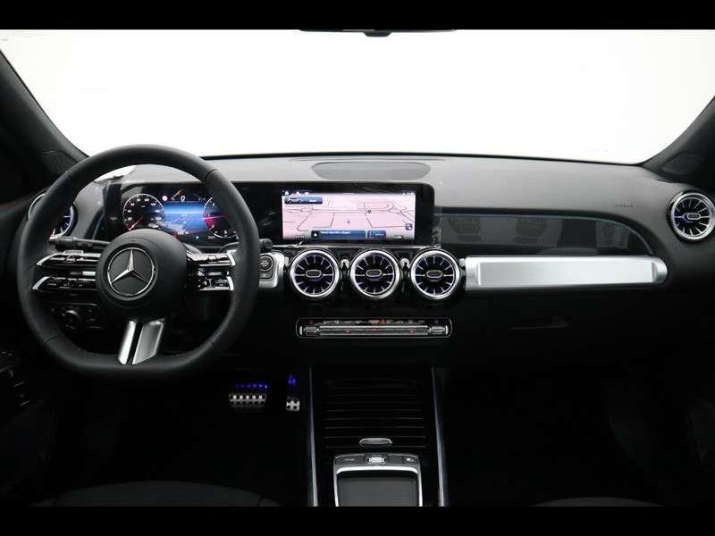 13 - Mercedes GLB 200 d amg line advanced plus 4matic 8g-dct