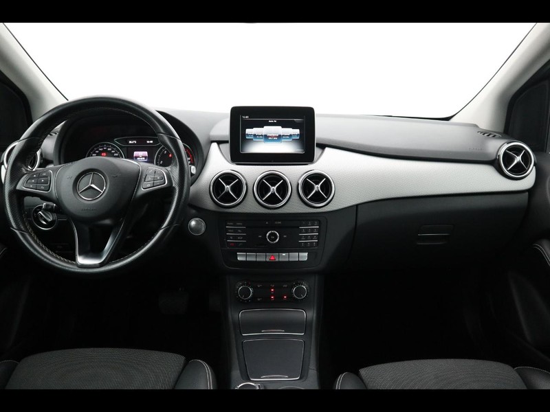 13 - Mercedes Classe B 180 d sport next 7g-dct