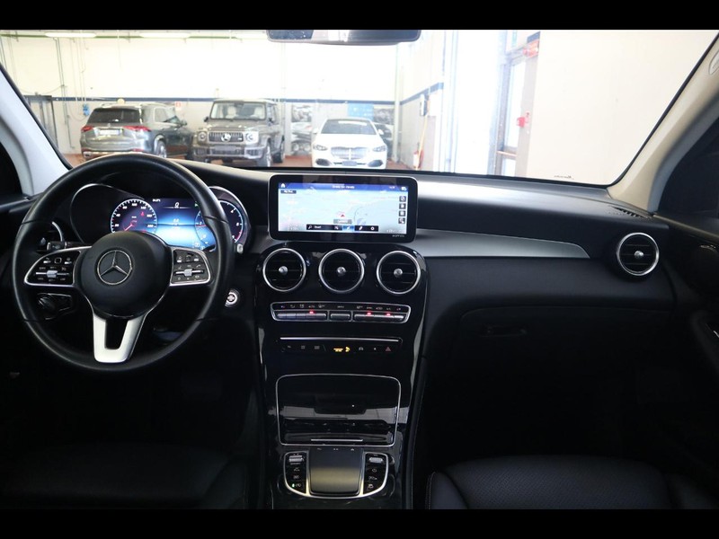 13 - Mercedes GLC suv 220 d sport 4matic 9g-tronic plus