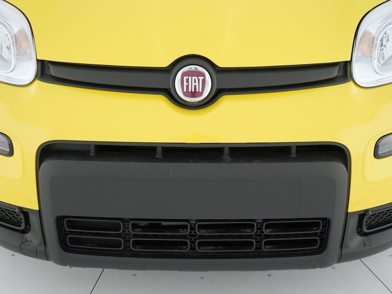 13 - Fiat Panda 1.0 firefly hybrid 70cv s&s