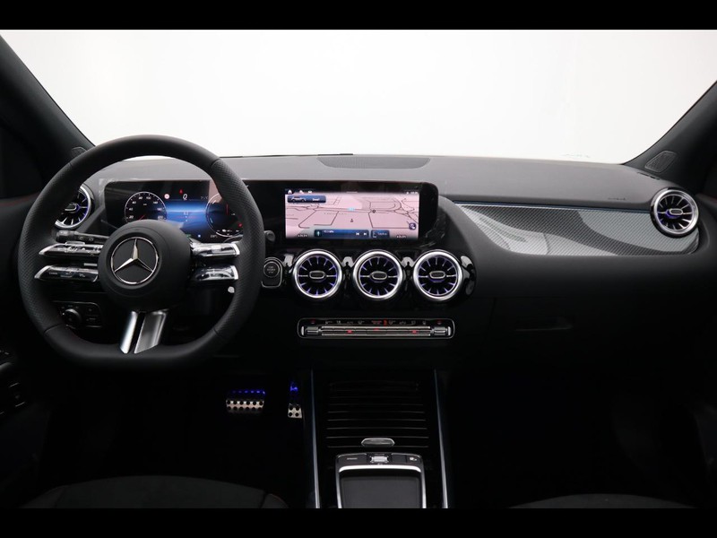 13 - Mercedes GLA 250 e plug-in-hybrid amg line premium 8g-dct