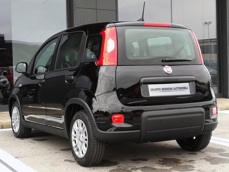 7 - Fiat Panda 1.0 firefly hybrid 70cv s&s