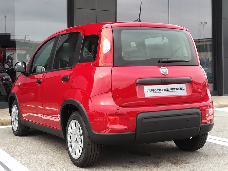 7 - Fiat Panda 1.0 firefly hybrid 70cv s&s 5p.ti