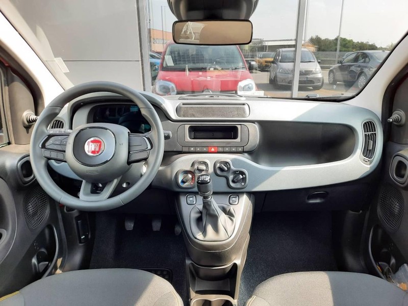 7 - Fiat Panda 1.0 firefly hybrid 70cv s&s