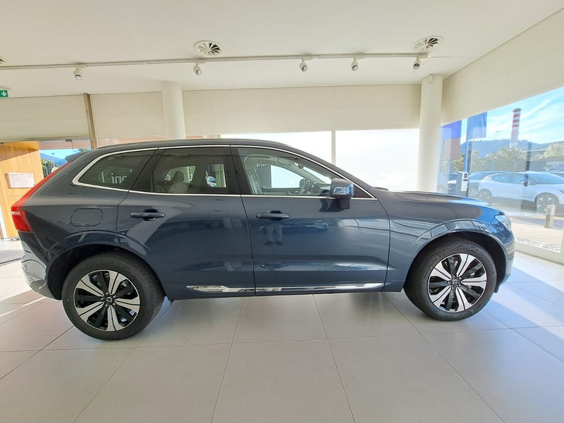 7 - Volvo XC60 2.0 t6 plug-in hybrid plus bright awd automatico