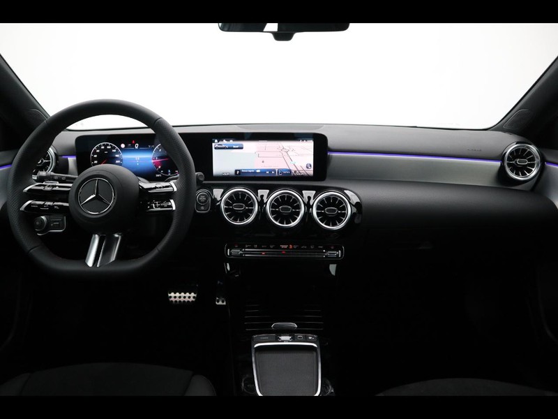 13 - Mercedes Classe A 200 d amg line advanced plus speedshift dct amg 8g