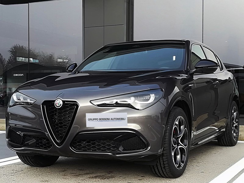 1 - Alfa Romeo Stelvio 2.2 turbo 210cv veloce q4 at8