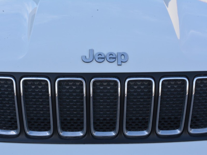 19 - Jeep Renegade 1.3 t4 phev business plus 4xe at6