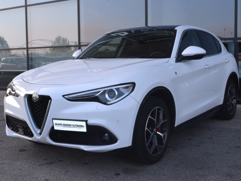 1 - Alfa Romeo Stelvio 2.2 turbo 210cv ti q4 at8