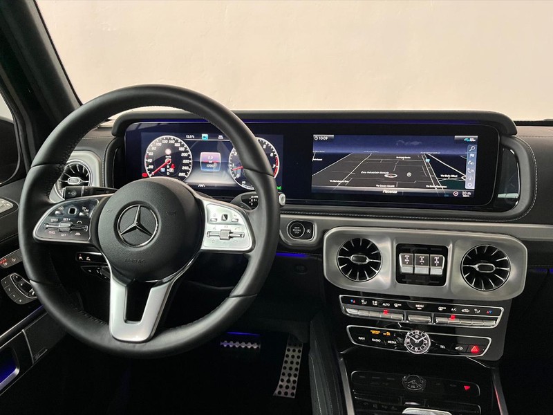 13 - Mercedes Classe G 500 v8 422cv premium plus 9g-tronic