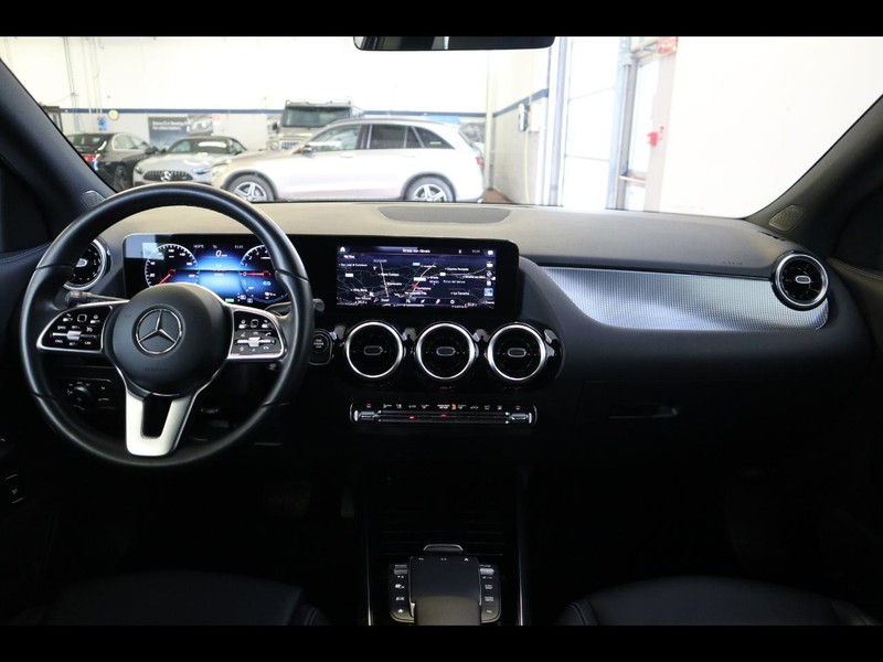 13 - Mercedes GLA 250 e plug in hybrid (e eq-power) sport plus 8g-dct