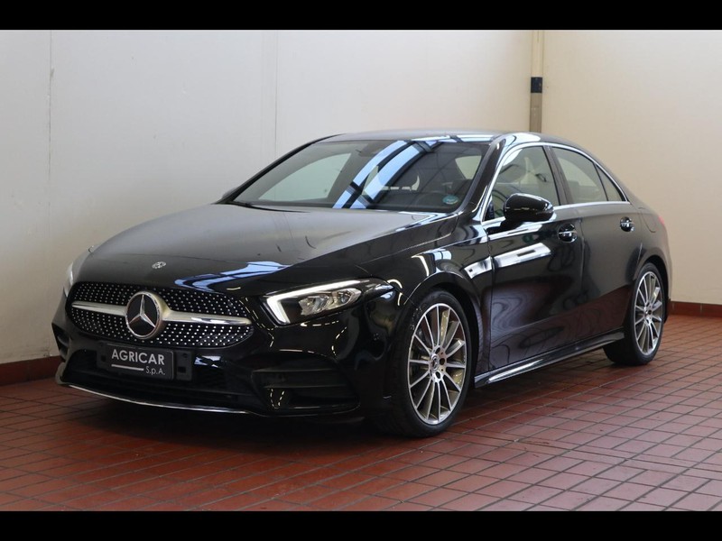 1 - Mercedes Classe A sedan 200 d premium 8g-dct