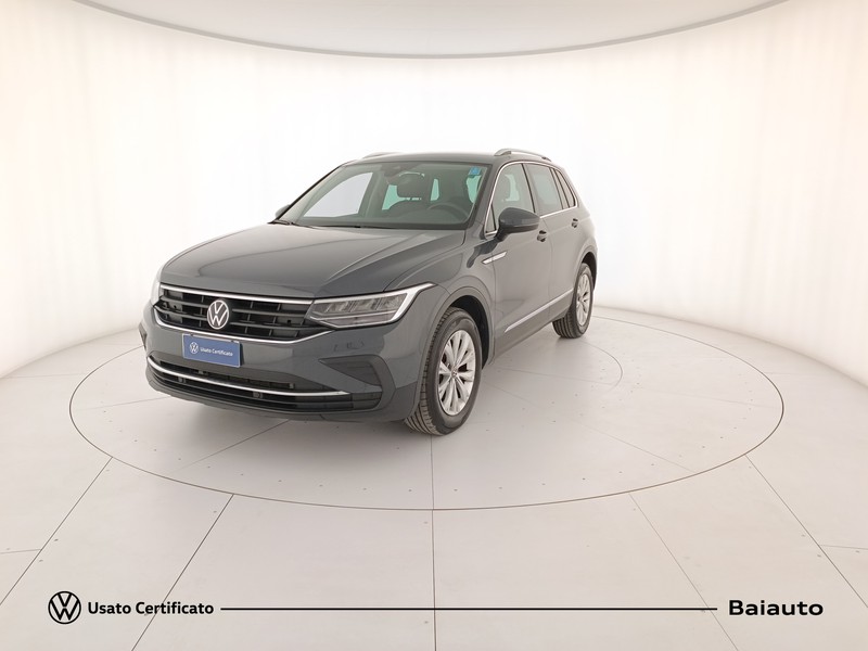 1 - Volkswagen Tiguan 2.0 tdi scr 150cv life dsg