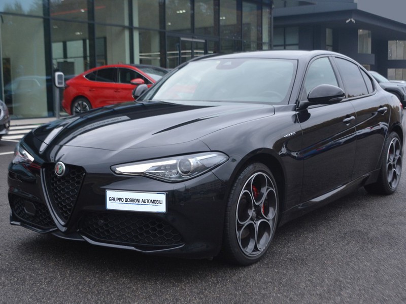 1 - Alfa Romeo Giulia 2.2 turbo veloce q4 at8