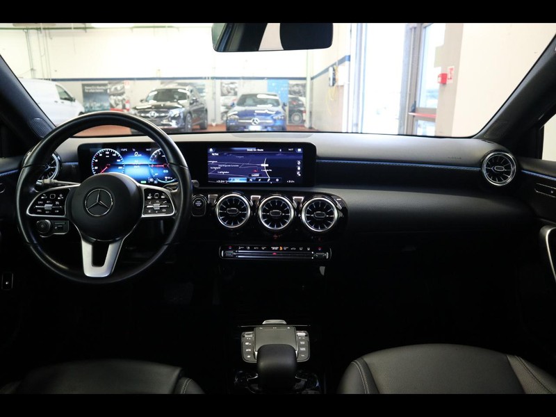 13 - Mercedes Classe A 250 e plug in hybrid (e eq-power) sport 8g-dct