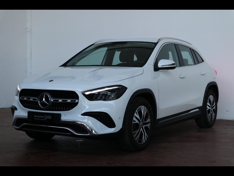 1 - Mercedes GLA 180 d progressive advanced 8g-dct