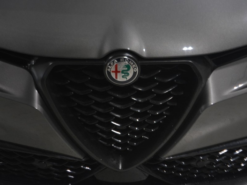 19 - Alfa Romeo Tonale 1.5 hybrid 160cv sprint tct7