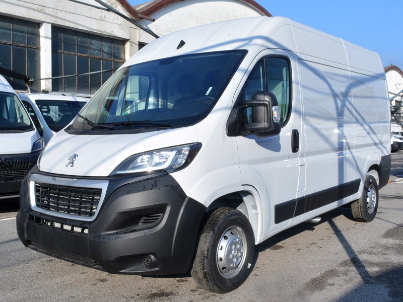 1 - Peugeot Boxer 333 2.2 bluehdi 140cv s&s l2h2 (premium)