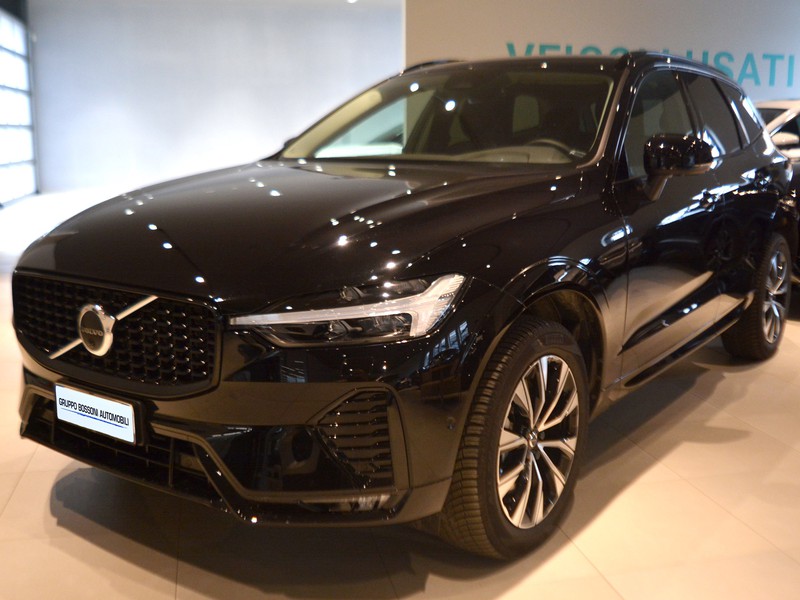 1 - Volvo XC60 2.0 b4 plus dark automatico