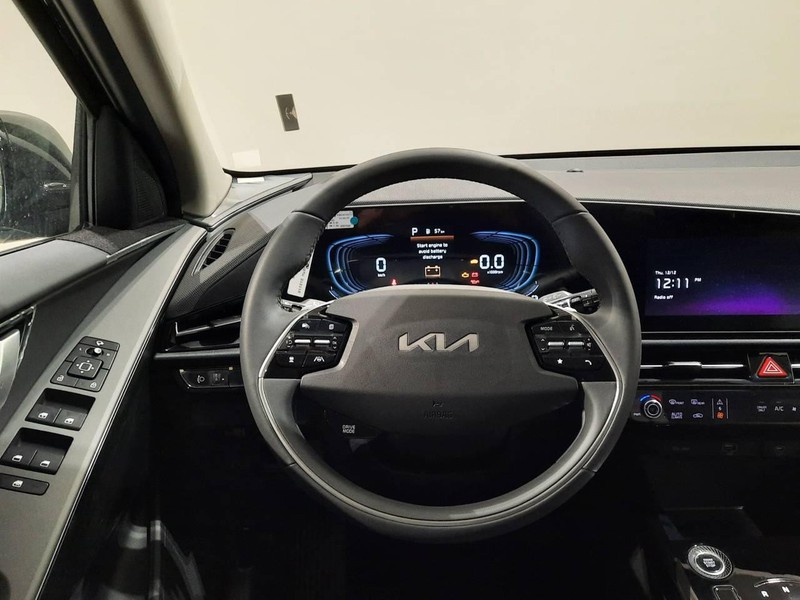 7 - Kia Niro 1.6 gdi hev 129cv style dct