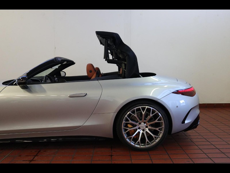 19 - AMG SL amg roadster 63 v8 premium plus 4matic+ speedshift mct amg