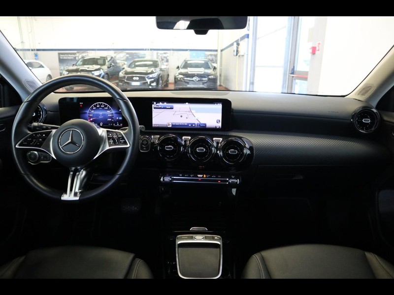 13 - Mercedes Classe A 180 d advanced speedshift dct amg 8g