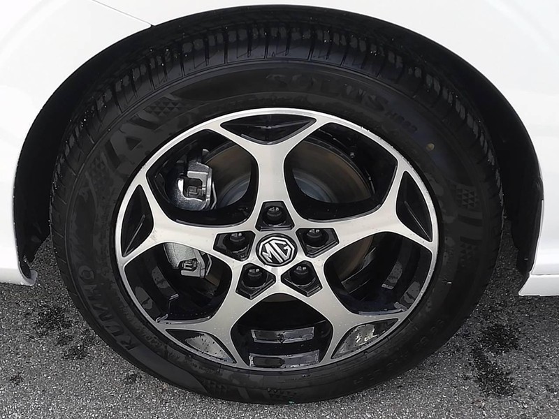 19 - Mg MG3 MG 1.5 hybrid+ luxury