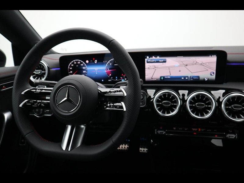 13 - Mercedes CLA coupe 220 d amg line advanced plus 8g-dct