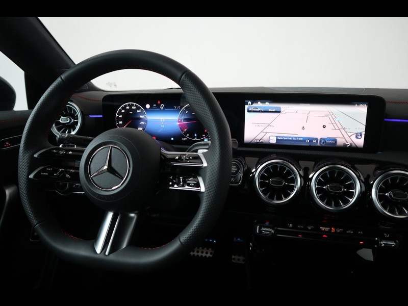 13 - Mercedes CLA coupe 220 d amg line advanced plus 8g-dct